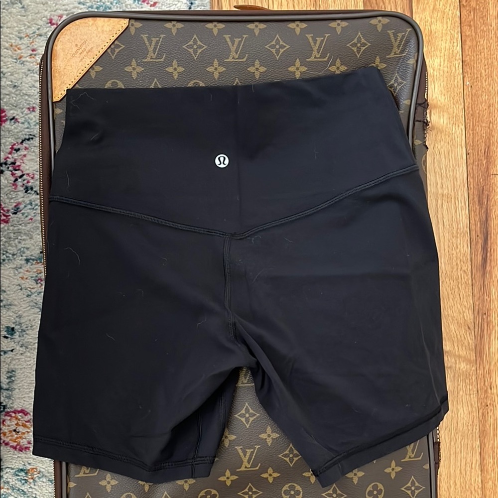 🖤 Lululemon Align HR 8” Short Size 8 🖤